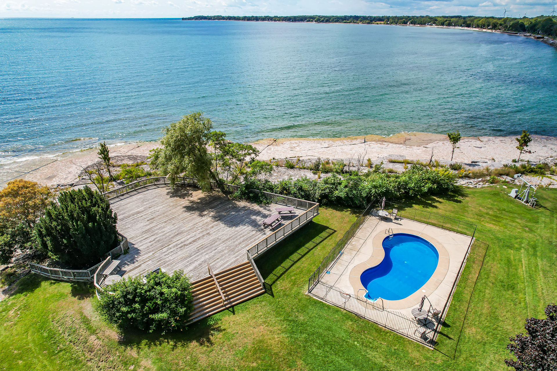 Top deck and pool