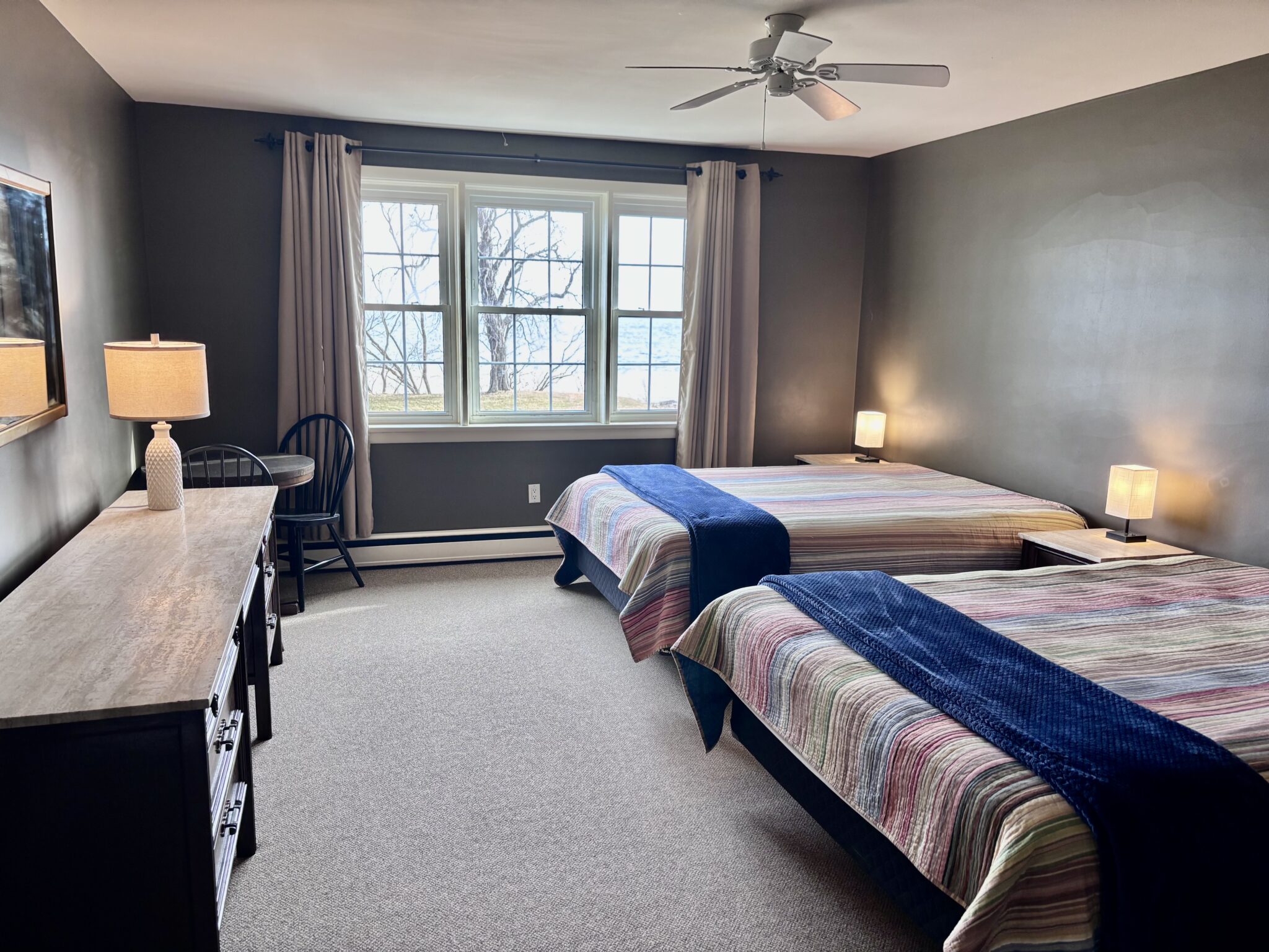 Bedroom with two queens